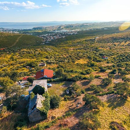 Villa Olive Garden House In Zrnovnica With A View & Bbq Exterior foto