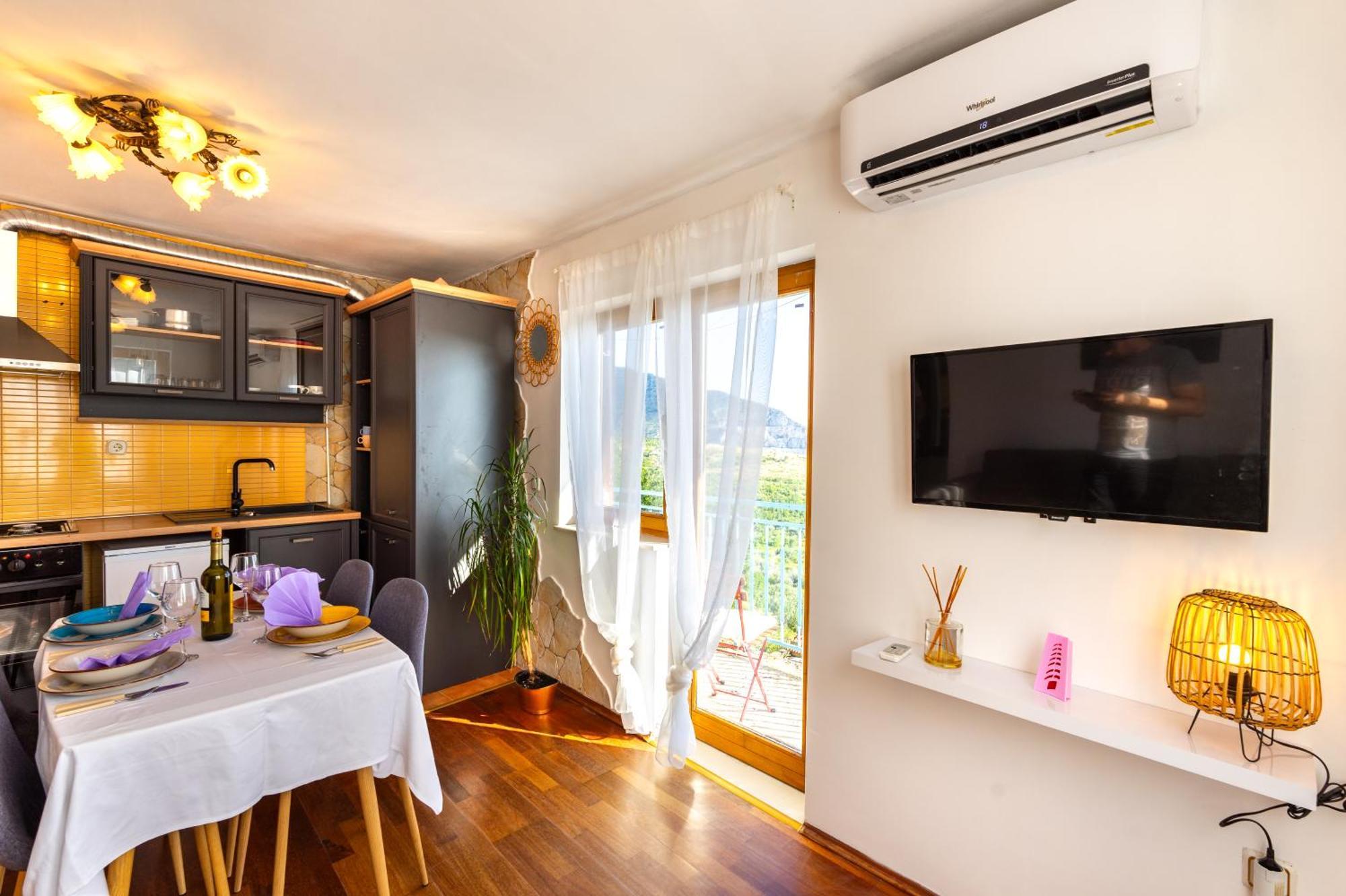 Villa Olive Garden House In Zrnovnica With A View & Bbq Exterior foto